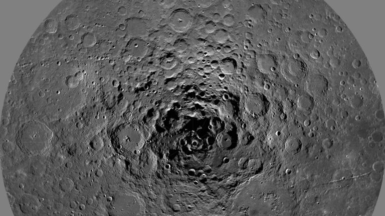 El polo sur de la Luna, un lugar estratégico para la conquista del espacio profundo
