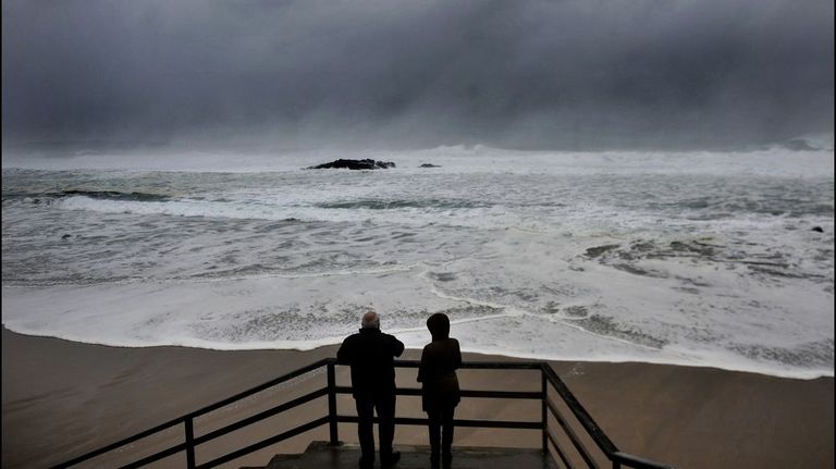 Fuerte oleaje en la costa gallega