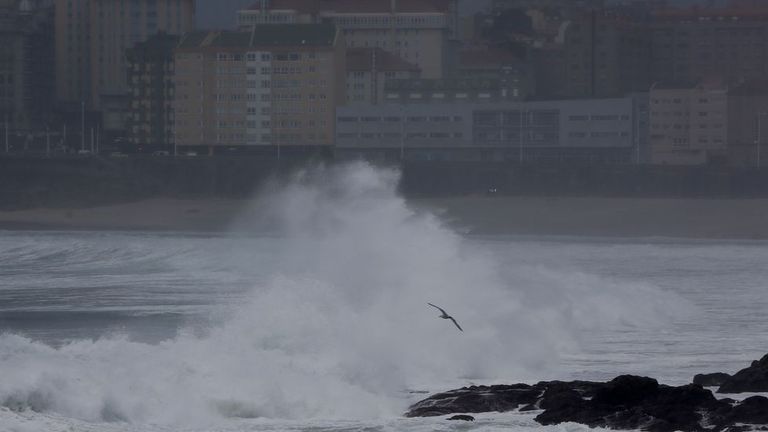 Fuerte oleaje en la costa gallega