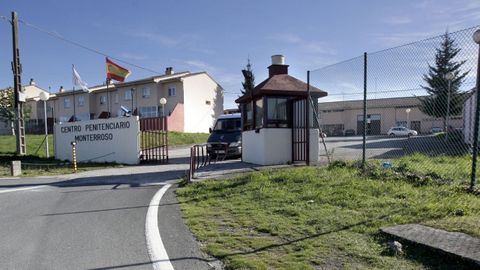 Fachada del centro penitenciario de Monterroso