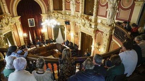 Saln de plenos del Concello de Ourense