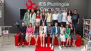 Foto da graduacin do alumnado de 4. da ESO do IES Plurilinge Castro da Uz, nas Pontes