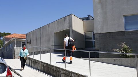El centro de salud de Baltar, en Portonovo, concentra los servicios médicos del municipio de Sanxenxo