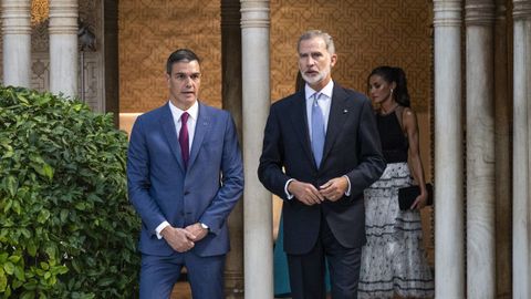 Los reyes reciben al presidente del Gobierno en funciones, Pedro Snchez y a su mujer Begoa Gmez 