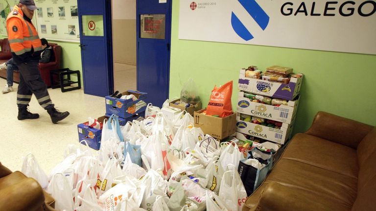 El  Racing organiza una campaña de recogida de alimentos para Balrial