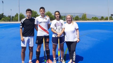 Pablo Estévez (entrenador), Daniel Baratta, Lucía Lamelas y Yolanda Casanova (entrenadora)