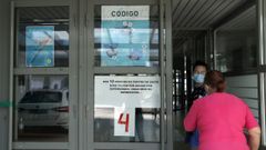 Centro de salud de Boiro informando de la ausencia de cuatro médicos el pasado mes de septiembre