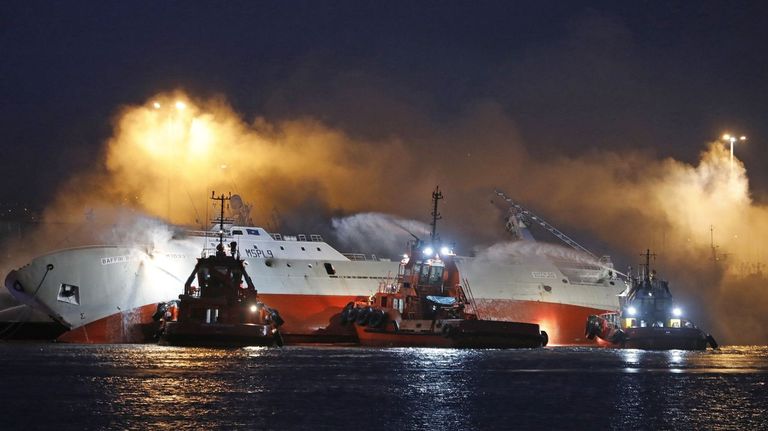 La aseguradora reclama 1,3 millones al Puerto de Vigo por el reflote del pesquero incendiado Baffin Bay