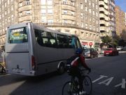 Autob�s de Vitrabus accidentado en Garc�a Barb�n