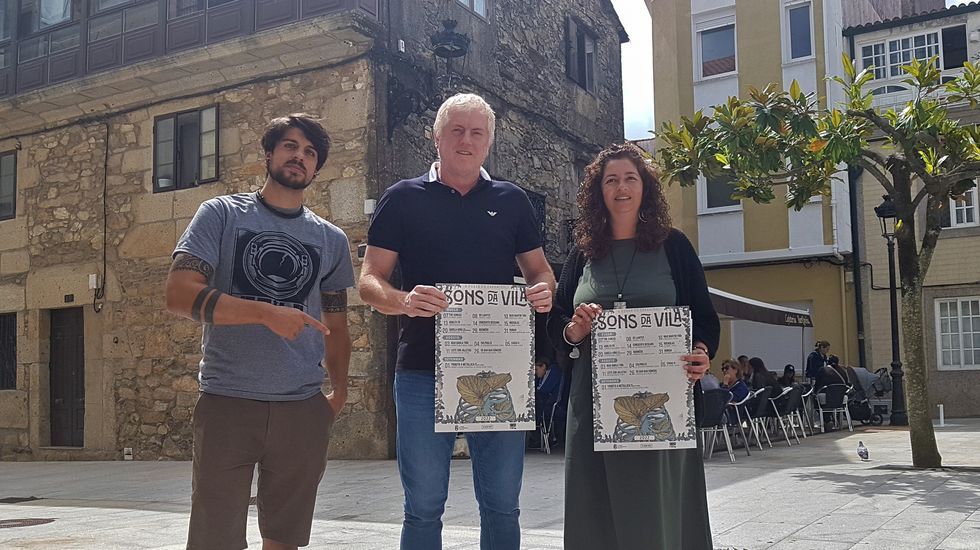 La Queima das Fachas se celebra el 7 de septiembre en la cima del castro de la parroquia de Castelo. En este mismo lugar se llevar a cabo el 16 de julio una demostracin de algunos de los festejos tradicionales con fuego que estarn representados en el encuentro