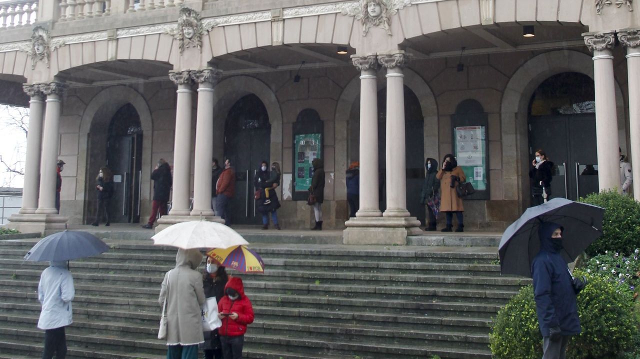 Outes volvi a celebrar la romera de San Campio!.El Teatro Jofre, en imagen de archivo, albergar algunas de las representaciones.