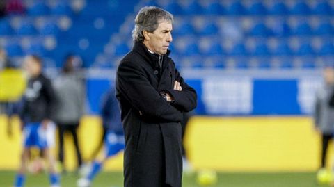 Guillermo Almada, antes del Alav�s-Real Oviedo