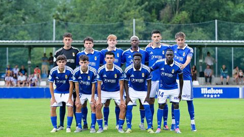 Once del Vetusta ante el Real Avil�s