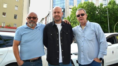 Emilio Murias, Felipez Prez y Luis Fernndez, taxistas de la ciudad de Ferrol