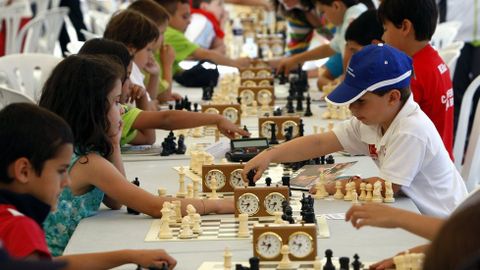 Os estudos demostran que o xadrez mellora o rendemento escolar ao pouco tempo de comezar a practicalo