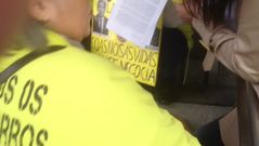 Afectados por las preferentes entregan un escrito rechazando la quita  en A Coru�a