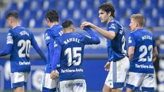 Blanco Leschuk celebra su gol ante la UD Almera con Nahuel Leiva