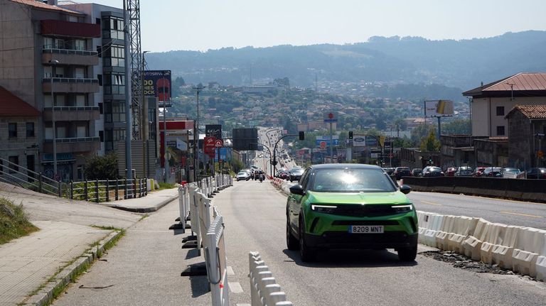 Cuatro caballos irrumpen en la Avenida de Madrid y movilizan a la Policía Local de Vigo