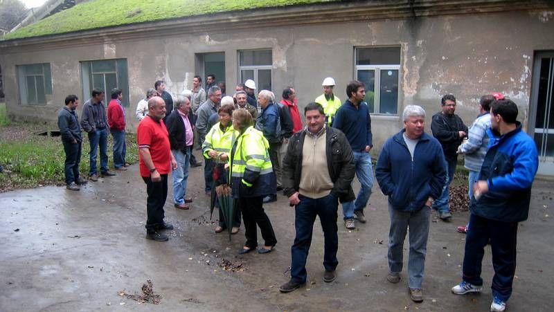 Trabajadores de Cosmos al salir de la asamblea