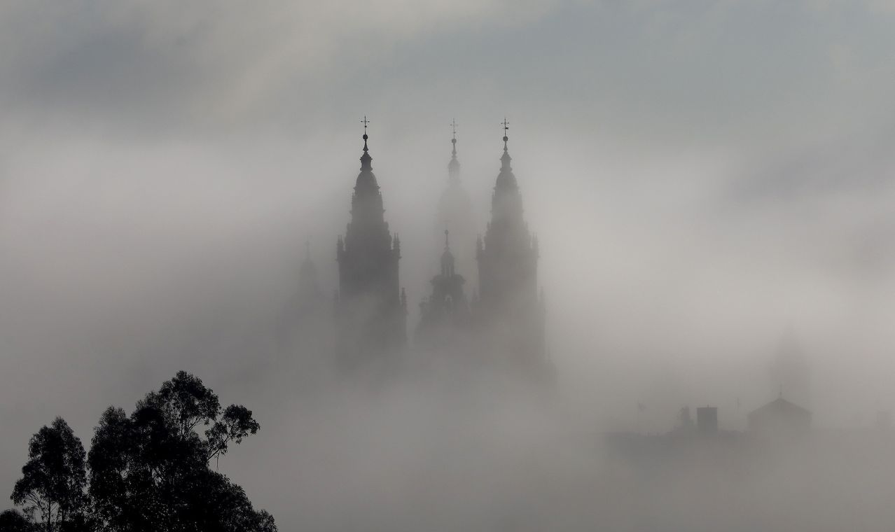 BIOINDUSTRIA.Pablo Iglesias e Isabel D�az Ayuso durante unas jornadas sobre el tratamiento informativo de la discapacidad en octubre del 2020