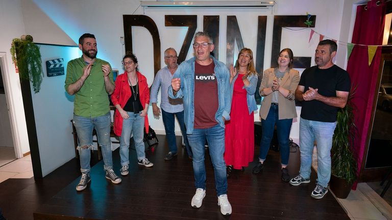 Secundino García Casal, co BNG de San Sadurniño, na celebración da noite electoral