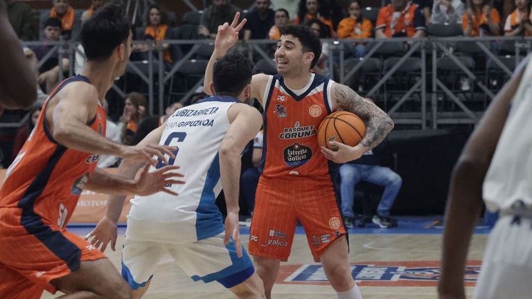 El Leyma Coruña de la metamorfosis que volvió a enamorar al Coliseum