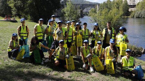 Limpieza del Miño en el 2019 en Ourense 
