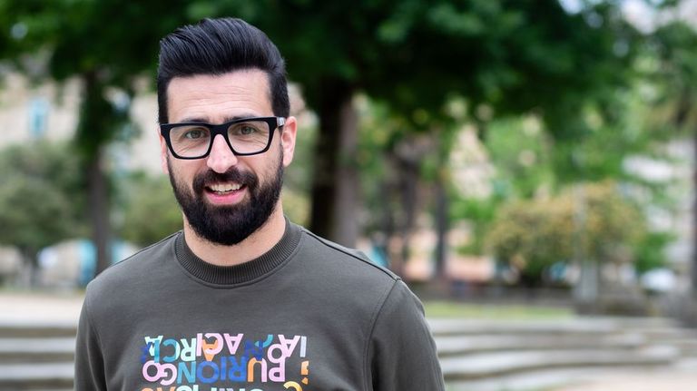 Álex Pita, pinchadiscos desde hace 25 años: «Pincho a Bad Bunny a regañadientes, es un gran artista pero no es alegre»