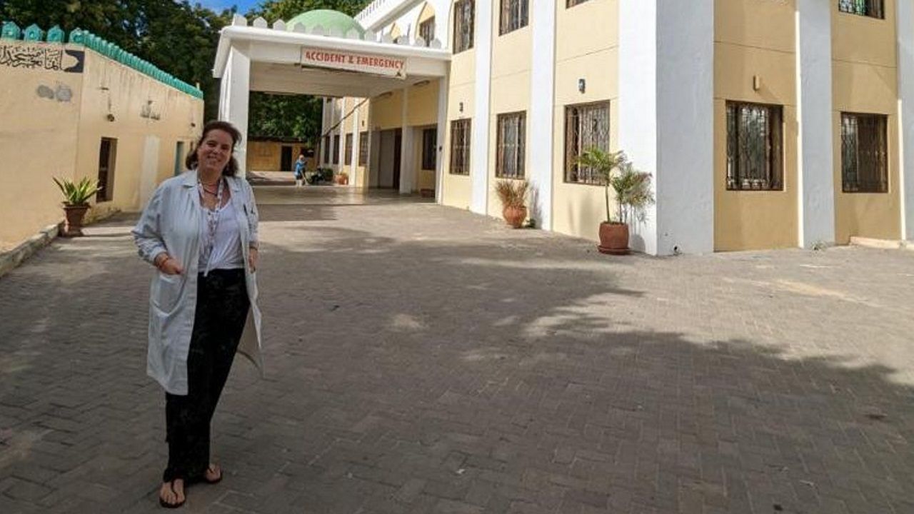Ana González, oftalmóloga