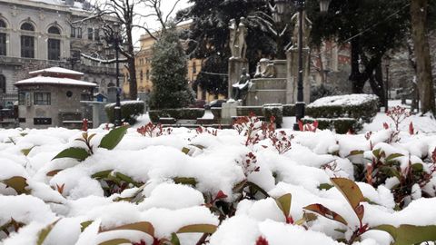 La nieve cubre Oviedo