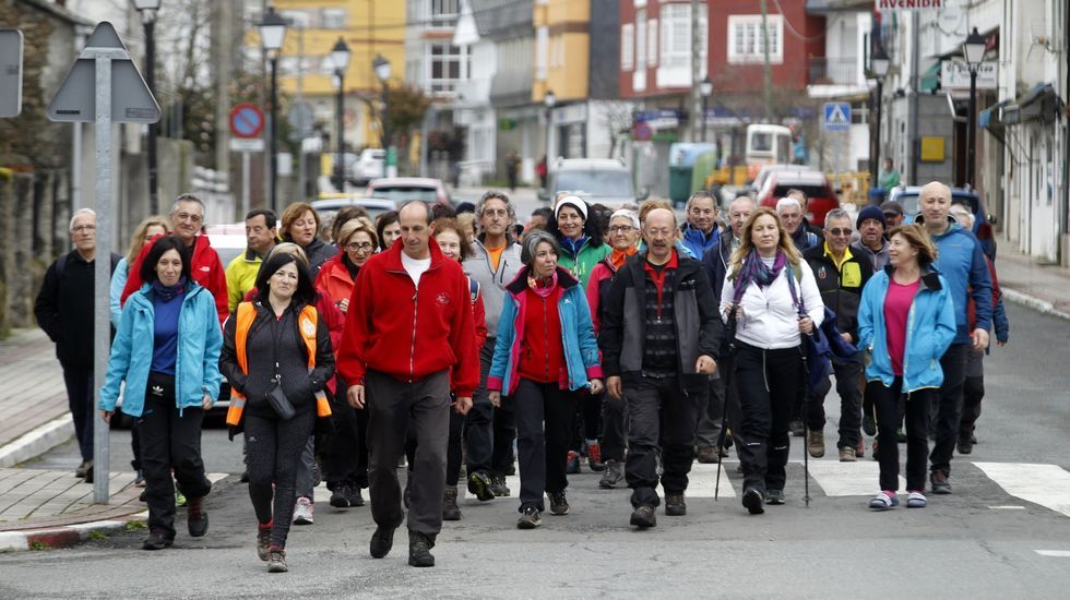 Camino portugus de la costa.Peregrinos de una asociacin asturiana, en un recorrido por el Camino de Invierno en una foto de archivo