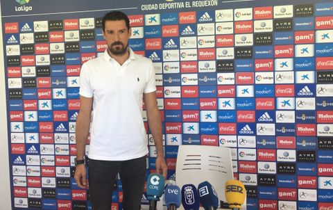 Toch� en la sala de prensa de El Requex�n