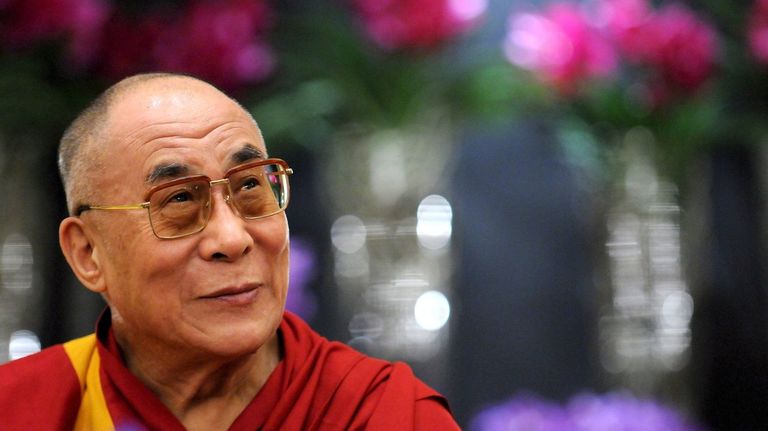 El dalái lama gana un Grammy a mejor audiolibro a los 90 años