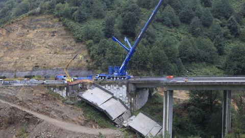 Comienza el desmontaje del tramo que quedó aislado en la A-6
