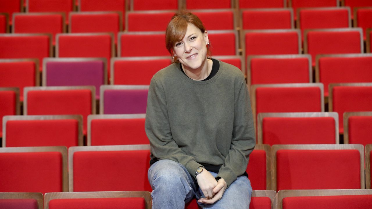 Mira las fotos del arranque de las fiestas de San Mauro en Lam�n.Caridad Gonz�lez, concejala de Cultura de Muros