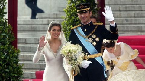 El prncipe Felipe y Letizia Ortiz Rocasolano se casaron el 22 de mayo del 2004 en la catedral de la Almudena de Madrid