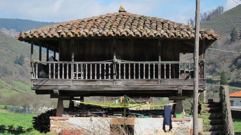 Imagen de archivo de un hórreo en Asturias