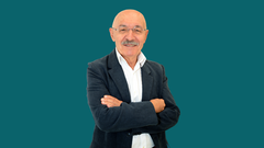 Juan Casado, autor del libro �Recuerdos y confesiones de cincuenta a�os de pediatr�a�.