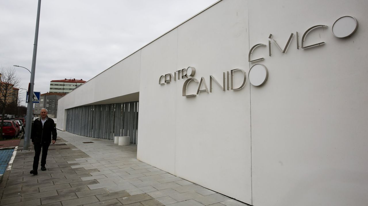 Las imgenes del acto de despedida del buque logstico australiano.Presentacin en Fitur