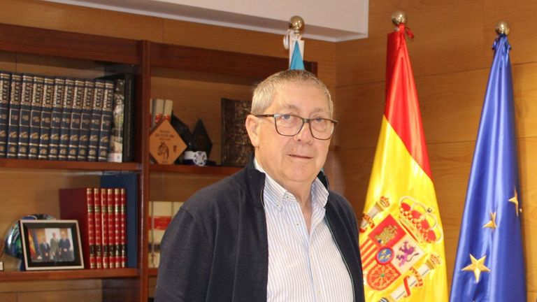Fallece a los 72 años el alcalde socialista de Castrelo do Val, Vicente Gómez