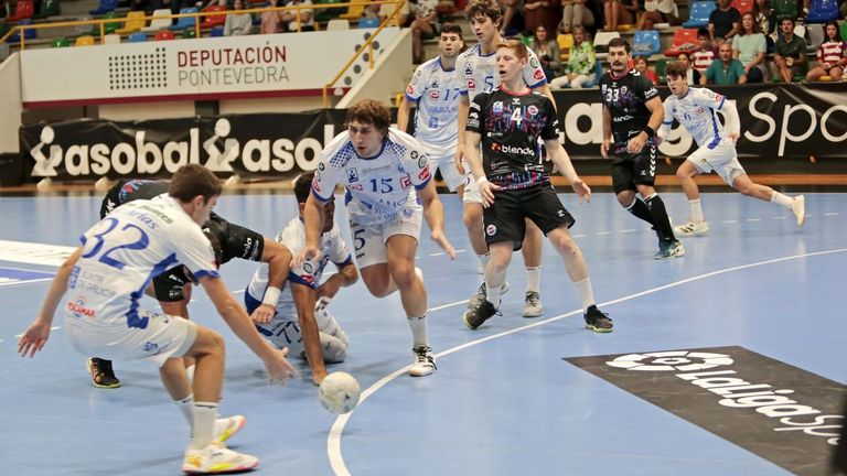 Imagen del partido de la primera vuelta, en el Pabellón Príncipe Felipe de Pontevedra