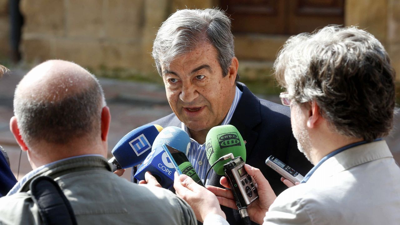 Cascos y Moriyón tercian en el debate de las primarias de Foro Cascos y Moriyón tercian en el debate de las primarias de Foro