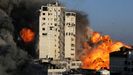 En las últimas 48 horas los israelíes han derribado con misiles tres grandes torres de viviendas de la Franja.