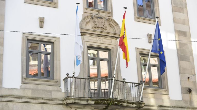 La simbología grabada en piedra que todavía recuerda la dictadura en Pontevedra