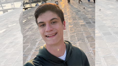 Miguel Prez Costales, alumno del colegio Loyola (Oviedo)