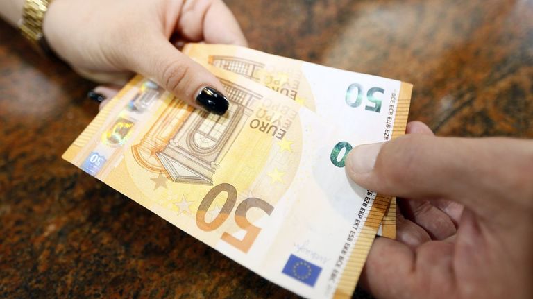 Solo ocho autonomías, entre ellas Galicia, cumple el objetivo de déficit presupuestario del Gobierno