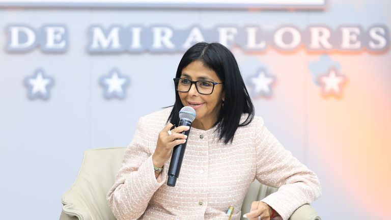 Delcy Rodríguez anuncia la excarcelación de más de 500 presos políticos en «las próximas horas»