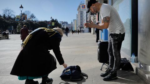 Óscar durante una actuación en el Obelisco