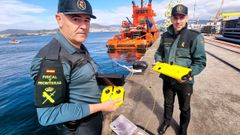 As funciona el dron submarino de la Guardia Civil de Vigo