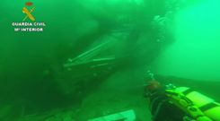 Imgenes submarinas de la bsqueda en el pesquero Santa Ana